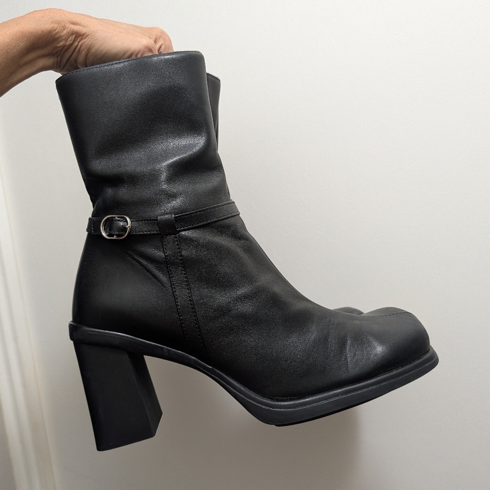 La Canadienne Black Leather Waterproof Ankle Boots square toe size w/ DEFECT 10